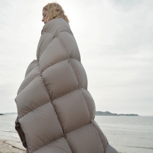 Goose Down Duvet for Wonderful Night